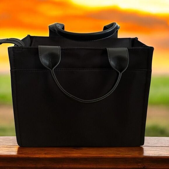 New DKNY Black Holly Medium Rectangle Tote With Long Strap And Logo Detail - Picture 3 of 6
